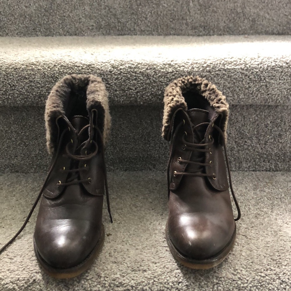 brown boots - Picture 2 of 2